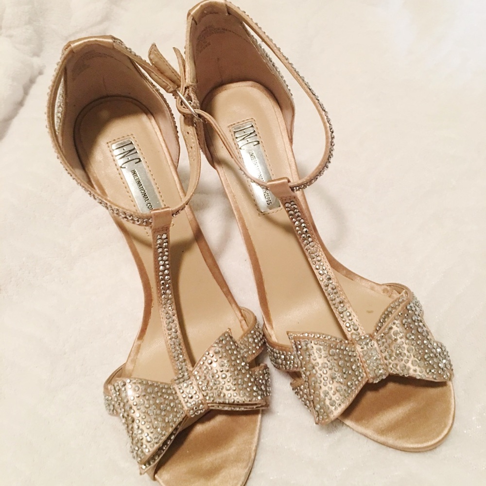 TODAY ONLY SALE! INC RHINESTONE BOW HEELS